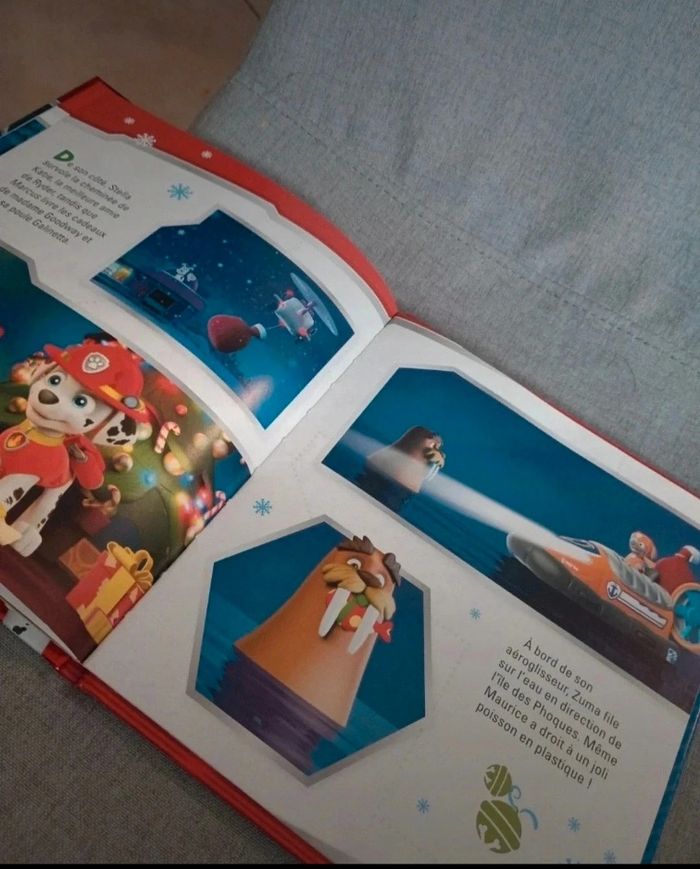 Livre Pat patrouille sauve Noël - photo numéro 4