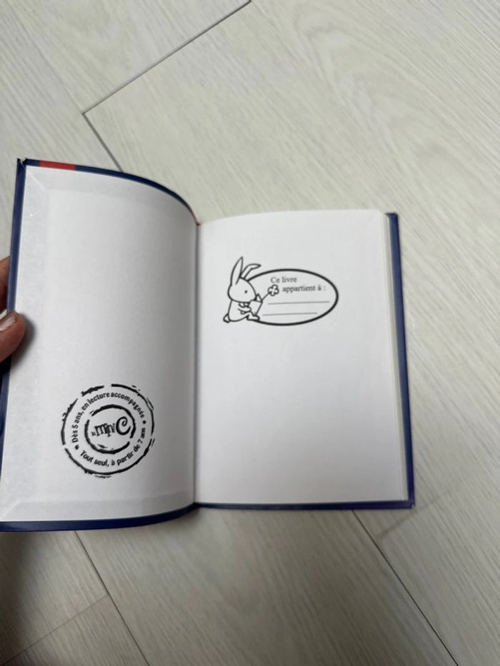Livre le Père Noël, qui avait peur des enfants - photo numéro 3