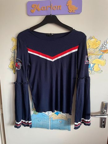 Tee shirt à manches longues évasées bleu marine à motifs, taille S, marque Jennyfer
