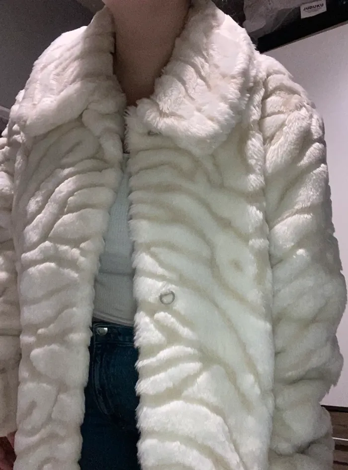 Manteau fausse fourrure beige/crème - photo numéro 2