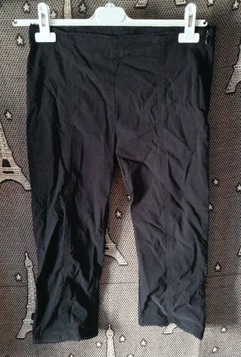 Pantacourt noir taille 42