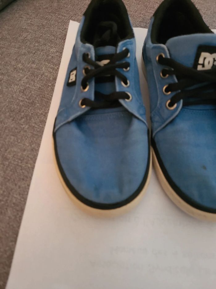 Chaussures DC shoes / taille 31 - photo numéro 4