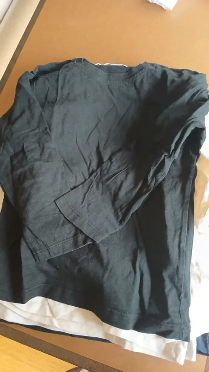 Lot 5 t-shirts Zara - photo numéro 6