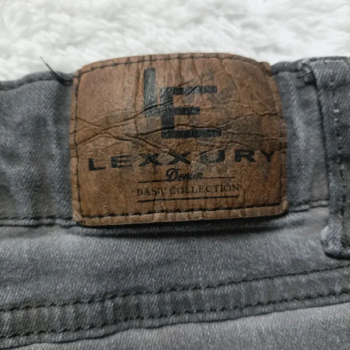 Jean Lexxury taille 36 - photo numéro 8