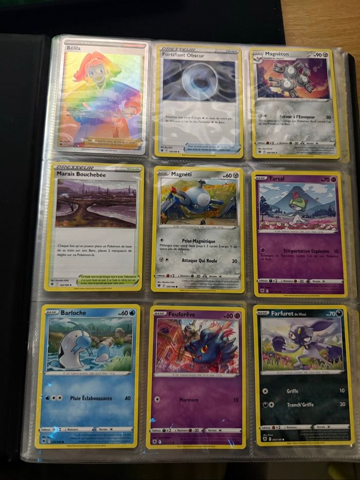 Classeur et carte pokemon de tout type - photo numéro 2