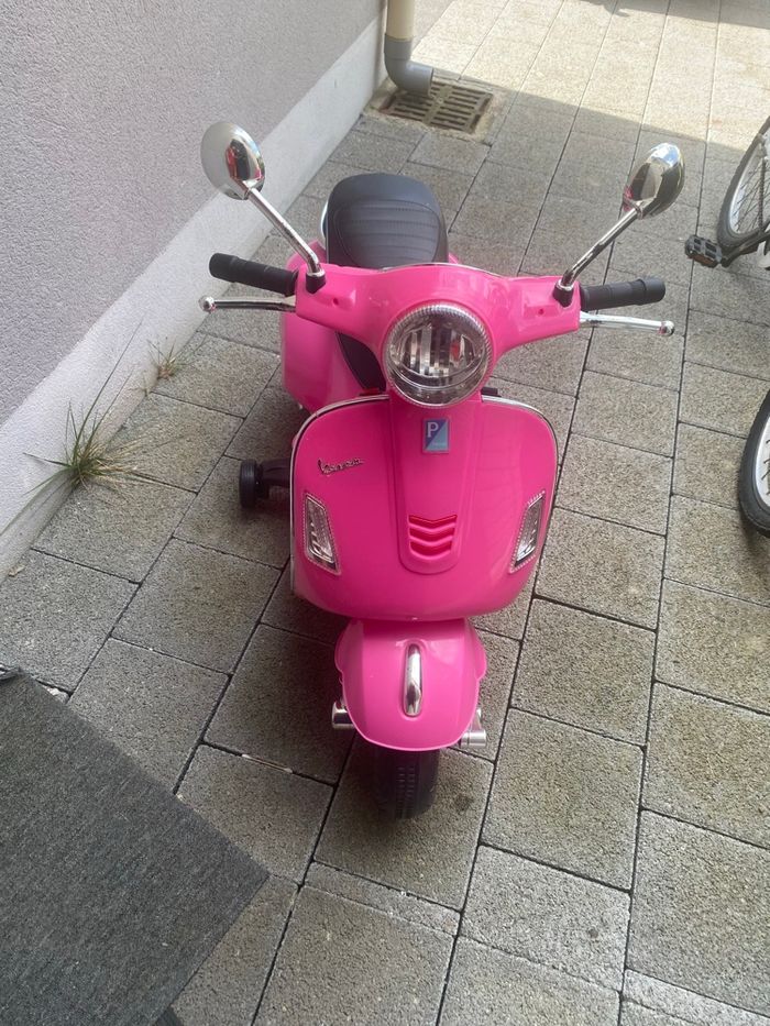 Scooter vespa enfants - photo numéro 3