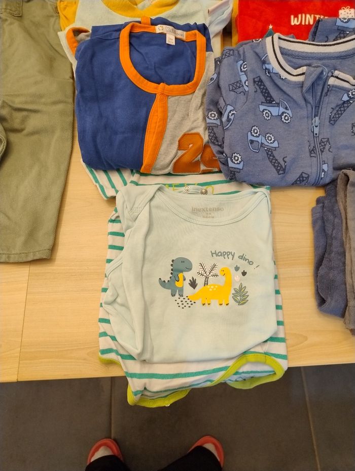 Gros lot de vêtements garçon 18-24 mois - photo numéro 5