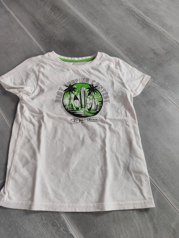 Lot 5 t-shirts en 5 ans - photo numéro 5