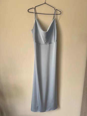 👗 VILA - Robe longue en satin à col bénitier - Bleu ciel- neuf sans étiquette