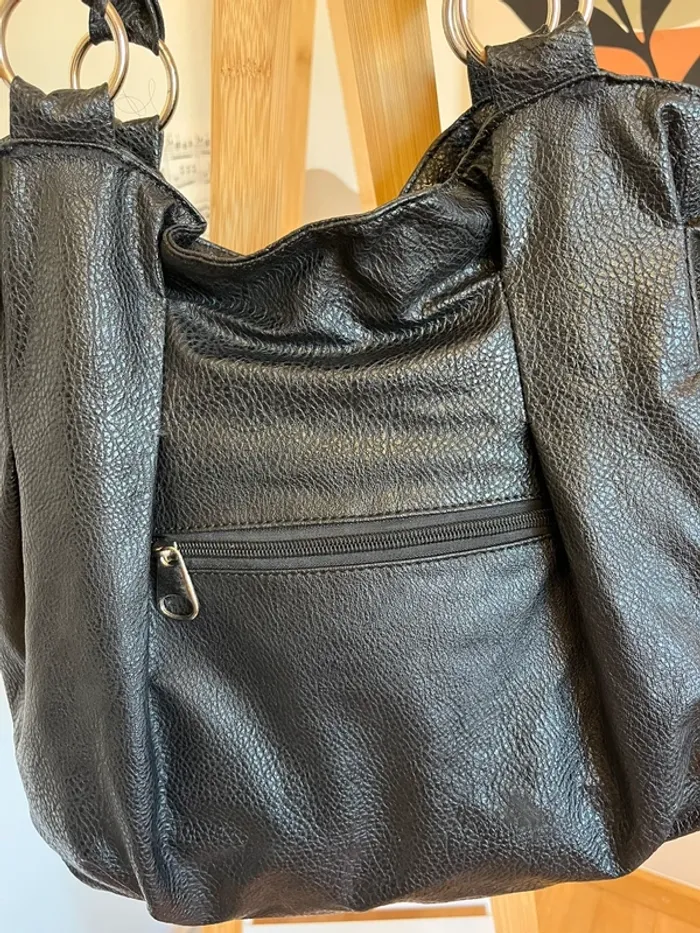 Sac vintage y2k en cuir synthétique noir avec fleur [ref 2508SBl168] - photo numéro 4