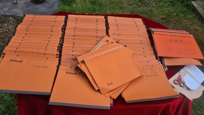 lot de 62 dossiers suspendu - photo numéro 2
