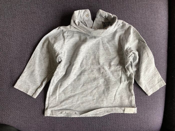 sous pull col roulé 6 mois
