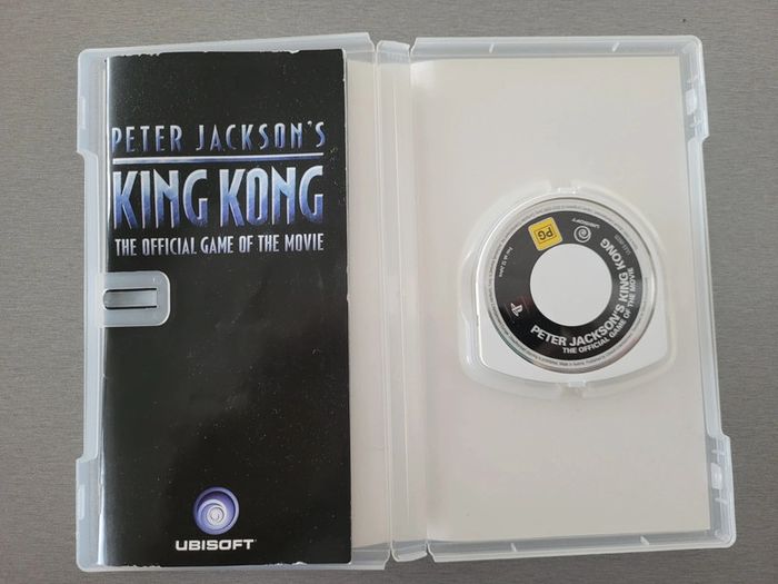Jeux vidéo PSP essentials King Kong - photo numéro 3