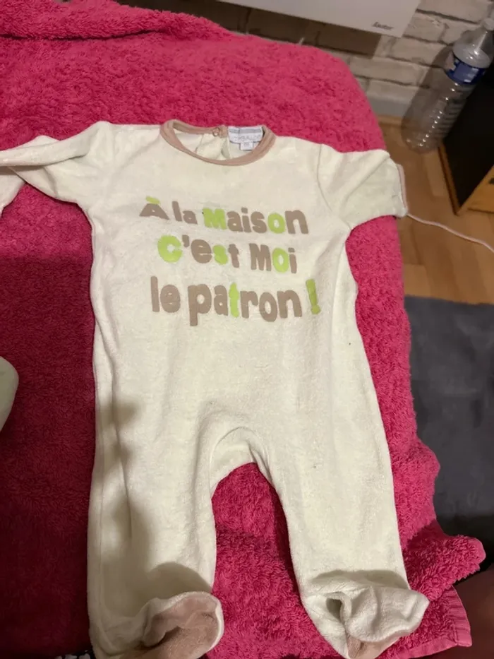 Lot pyjama 1 mois - photo numéro 10