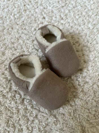 Chaussons bébé 16/17 H&M NEUF