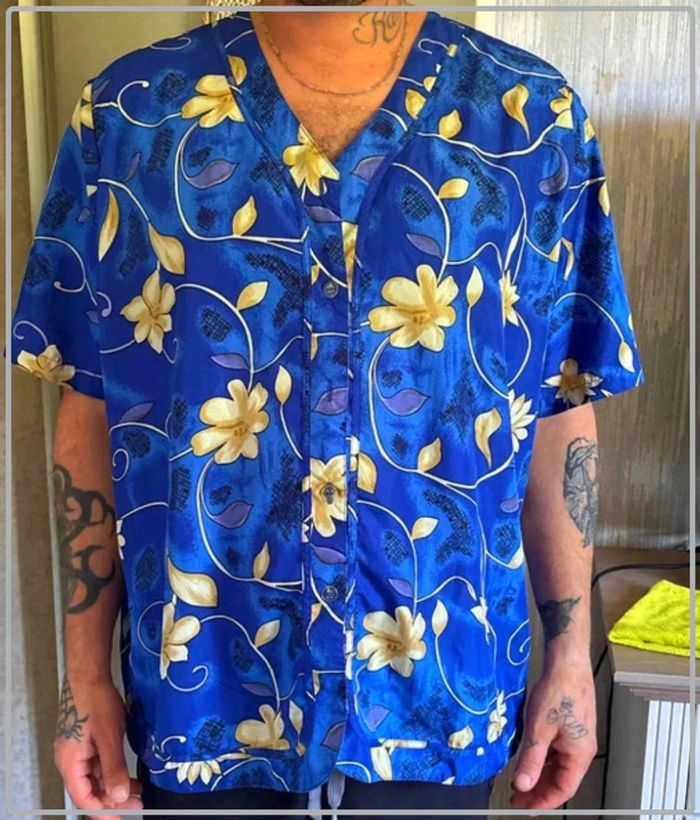 Chemise fleurie homme taille 44