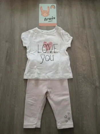 Ensemble tee shirt MC love you et legging