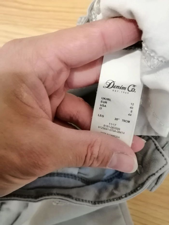 Jean taille 40 - photo numéro 3