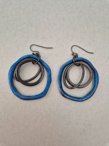 Boucles d'oreilles bleu et noir