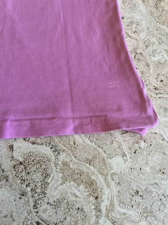 2 t-shirts 5 ans - photo numéro 13