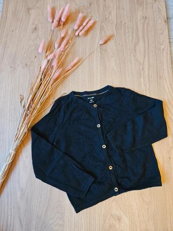 Gilet noir Kiabi 4 ans