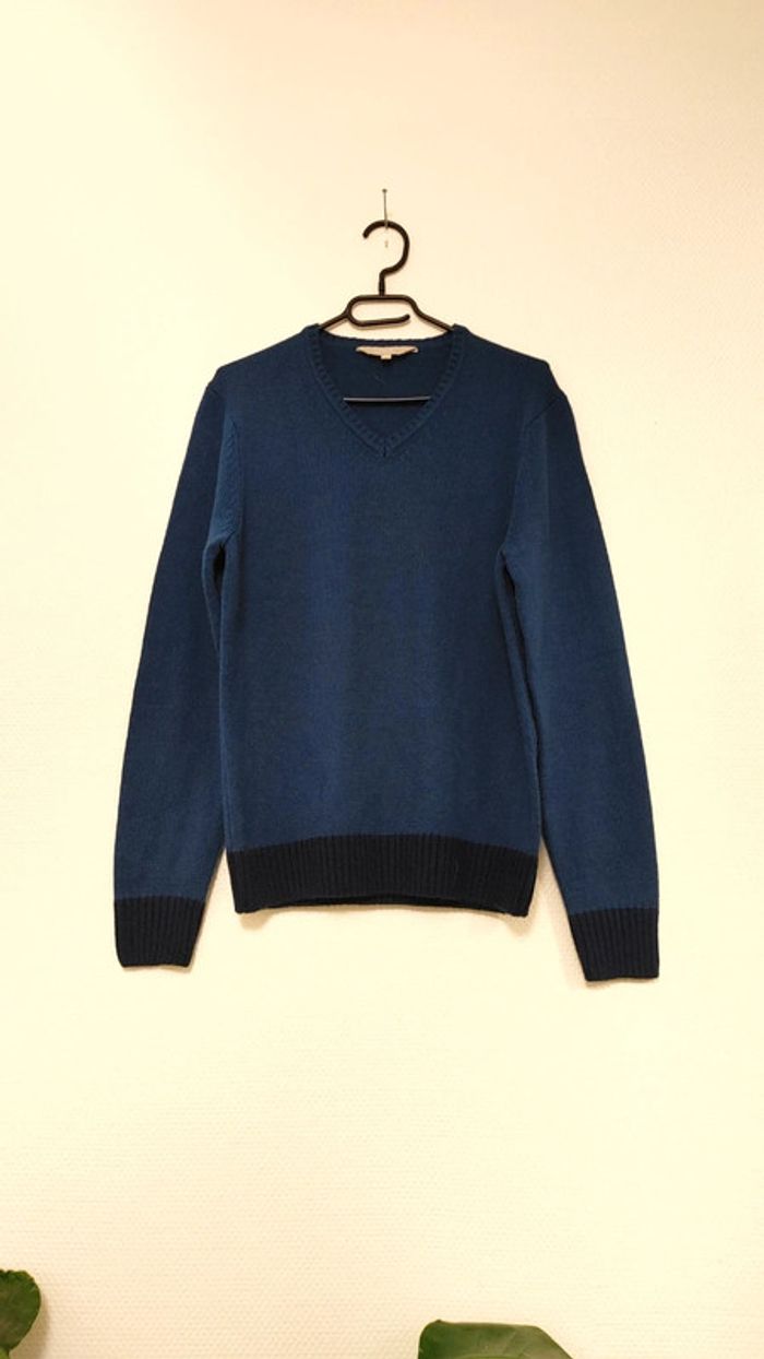 Pull bleu col v marque OVS 100 % acrylique en très bon état