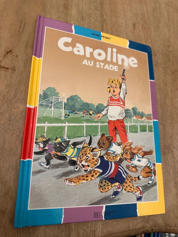 Livre rare difficile à trouver Caroline au stade sport Pierre Probst bd album damiers