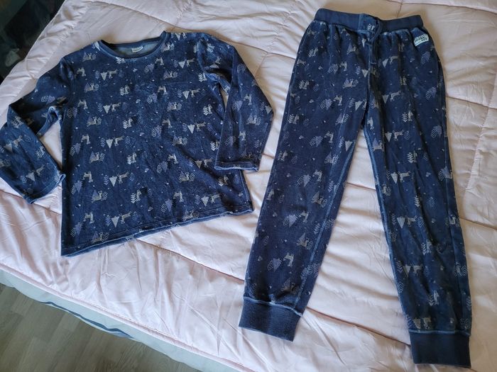 pyjama velour tao 10ans  (8e)