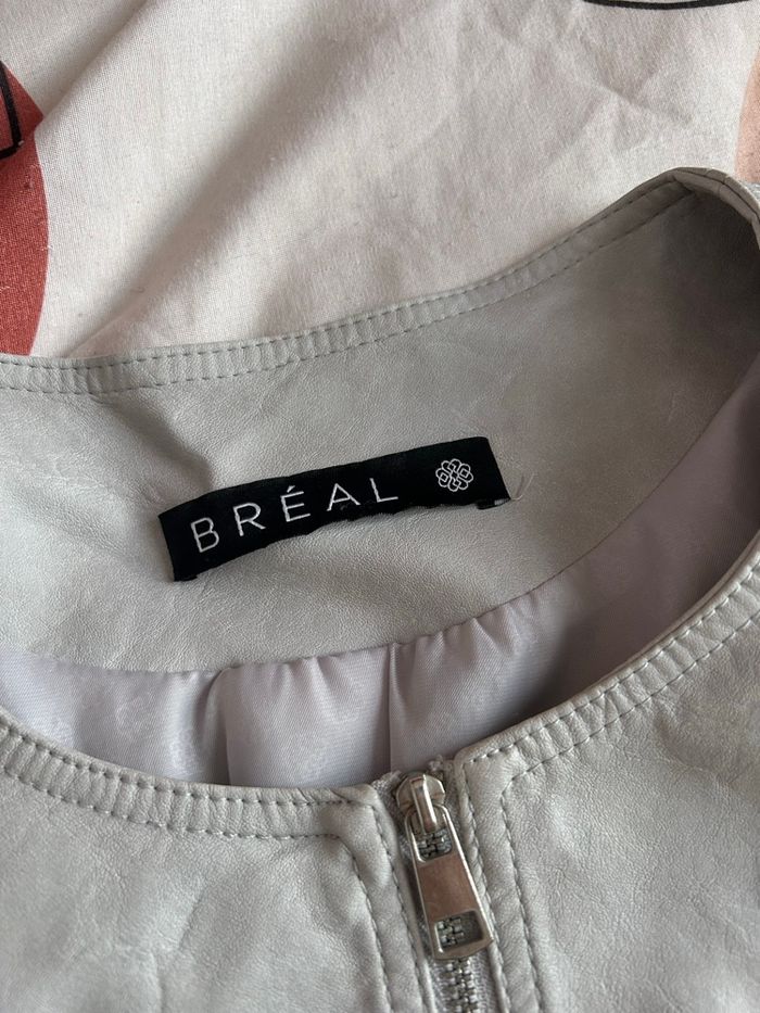 Veste en similicuir grise taille 40 - photo numéro 3