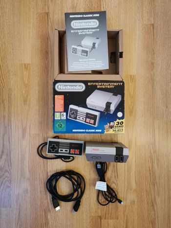 Nintendo Nes Classic Mini 30 jeux d'origine soit 180 jeux au total
