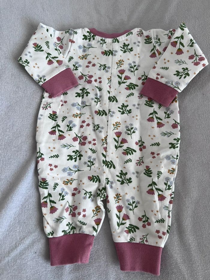 Pyjama / grenouillère taille 62 - photo numéro 2