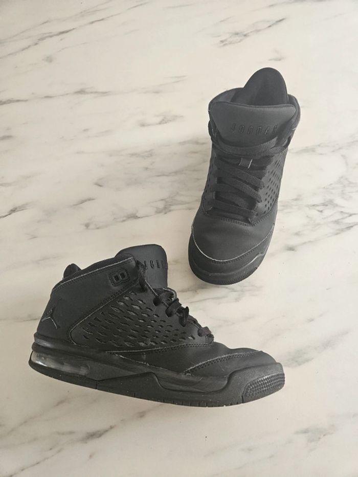 Nike jordan flight noir 37.5