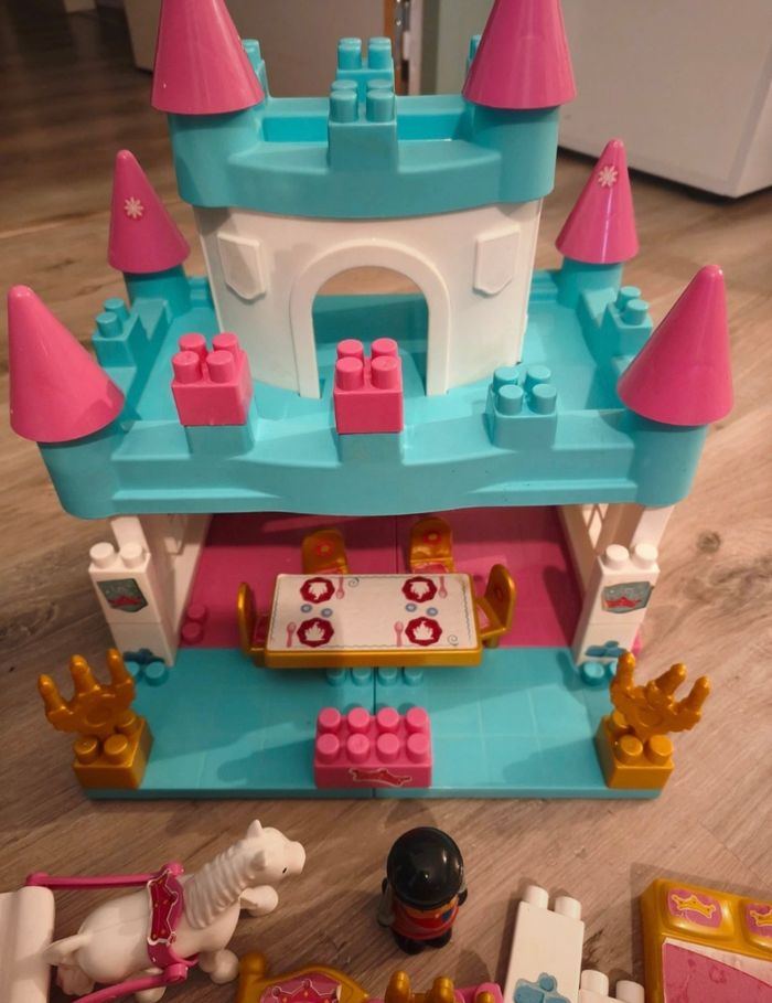 Piece pour  château princesse  lego - photo numéro 3