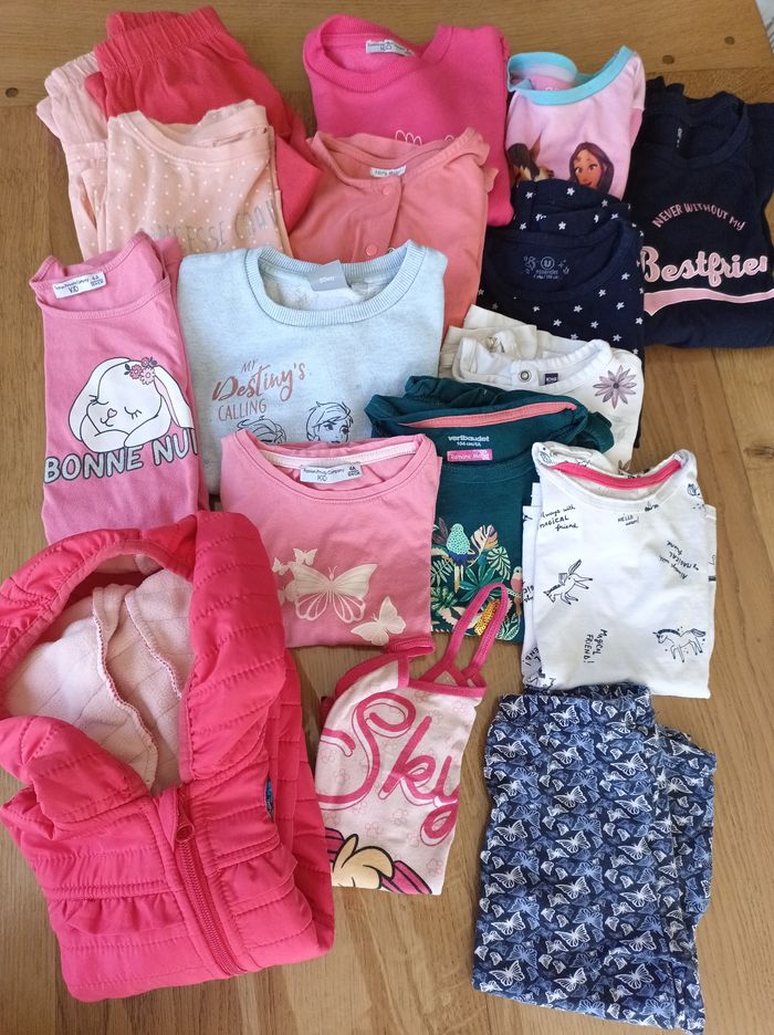 Gros lot vêtements 4 ans