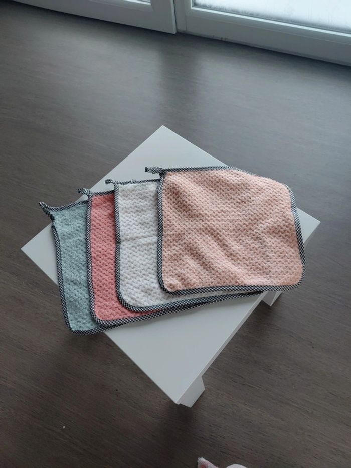 Lot de 4 lavettes réutilisables douces