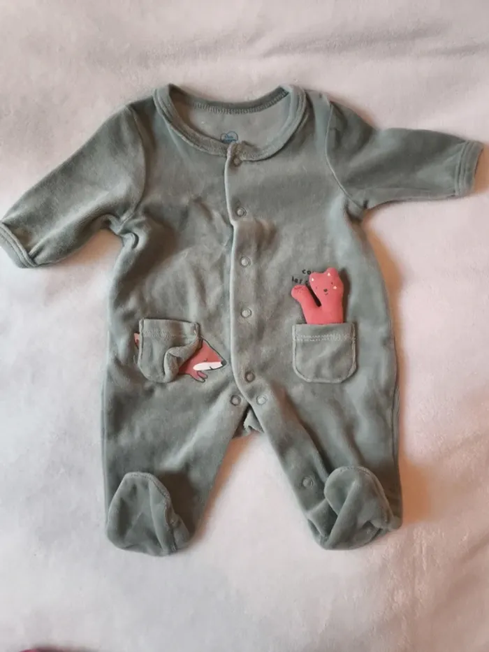 Lot de deux pyjamas 1 pièces mot d'enfant - photo numéro 6