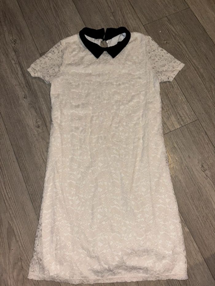 Robe avec col