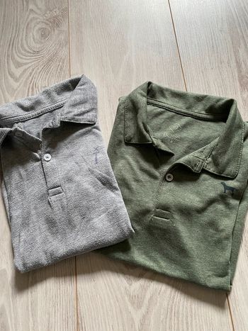 Lot 2 polos manches courtes 7 8 ans