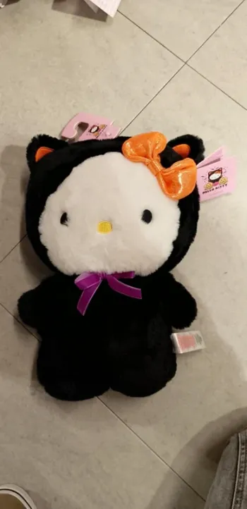 Peluche hello kitty halloween
