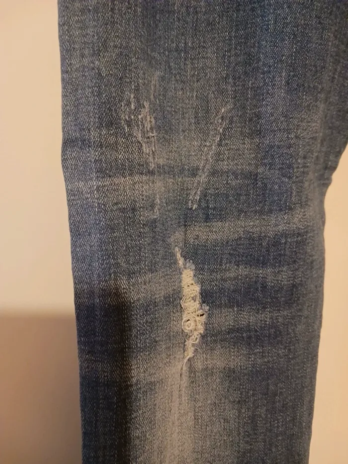 Jean skinny troué - photo numéro 7