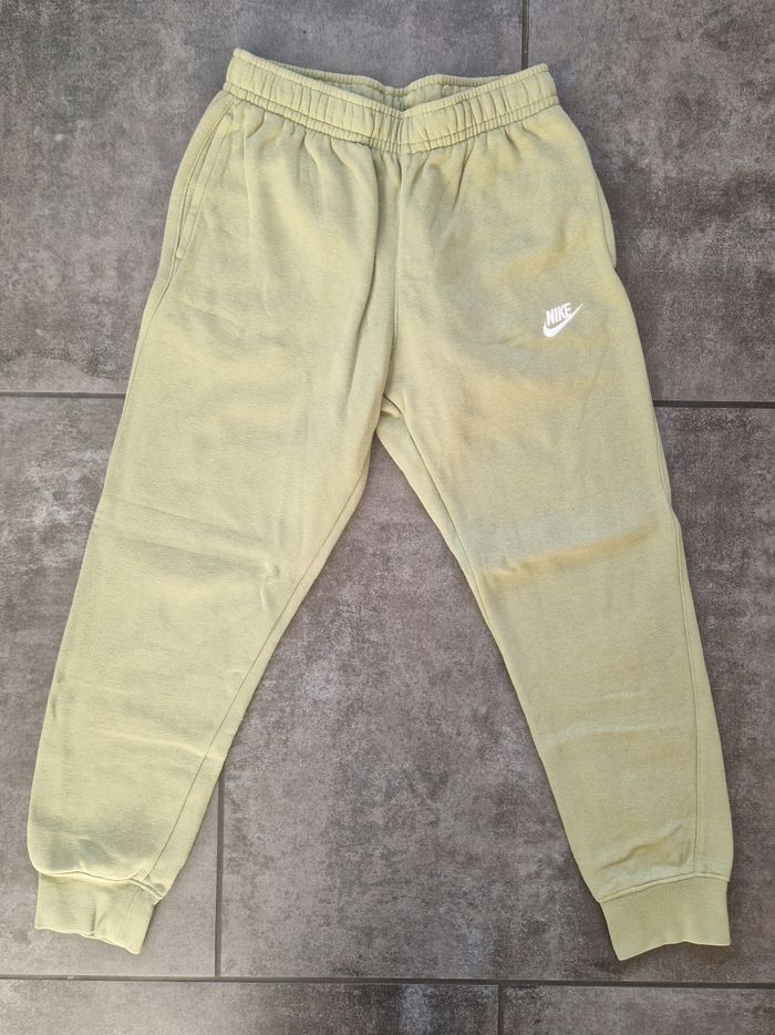 Ensemble jogging Nike taille S TBE - photo numéro 6