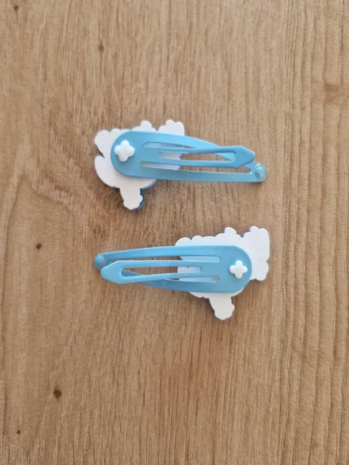 Lot 2 barrettes bleu – personnage Stitch Neuve - photo numéro 3