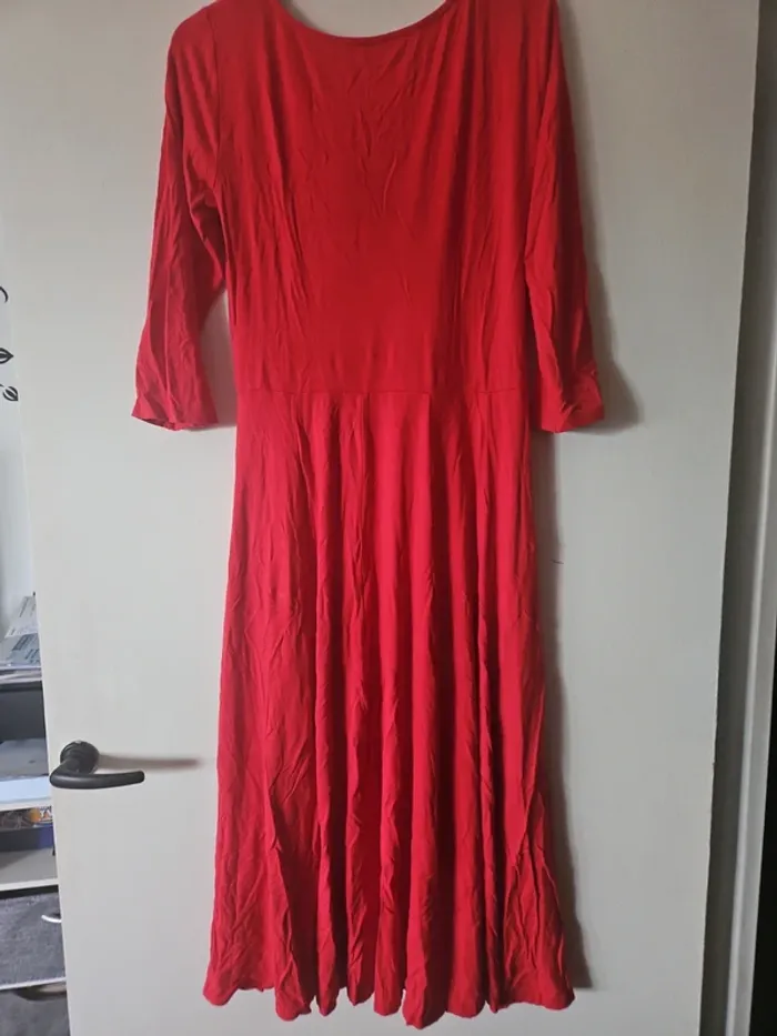 Robe rouge - photo numéro 7