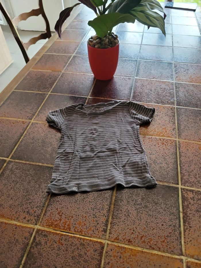 Tee shirt manches courtes