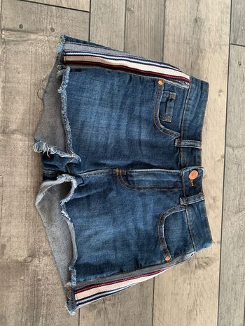 Short jean