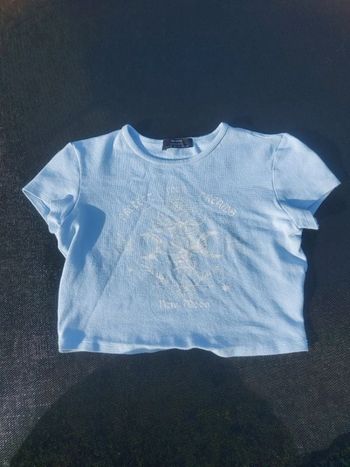 Tee-shirt court manche courte bleu Bershka