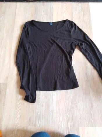 Tee shirt manches longues femme Kiabi noir l
