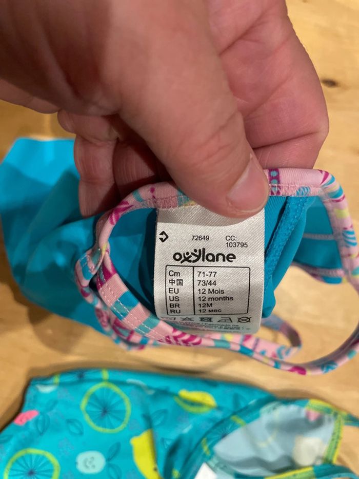 Lot de 2 maillots de bain fille 12 mois - photo numéro 5