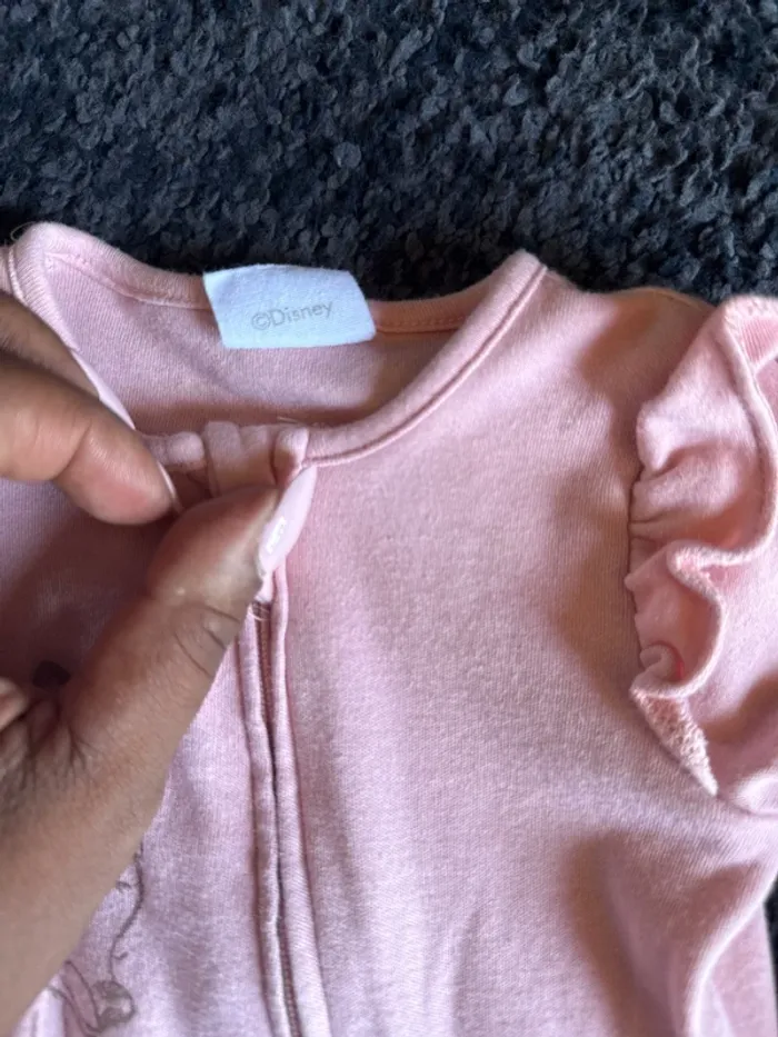 Grenouillère bébé Disney original 0/1 mois - photo numéro 3