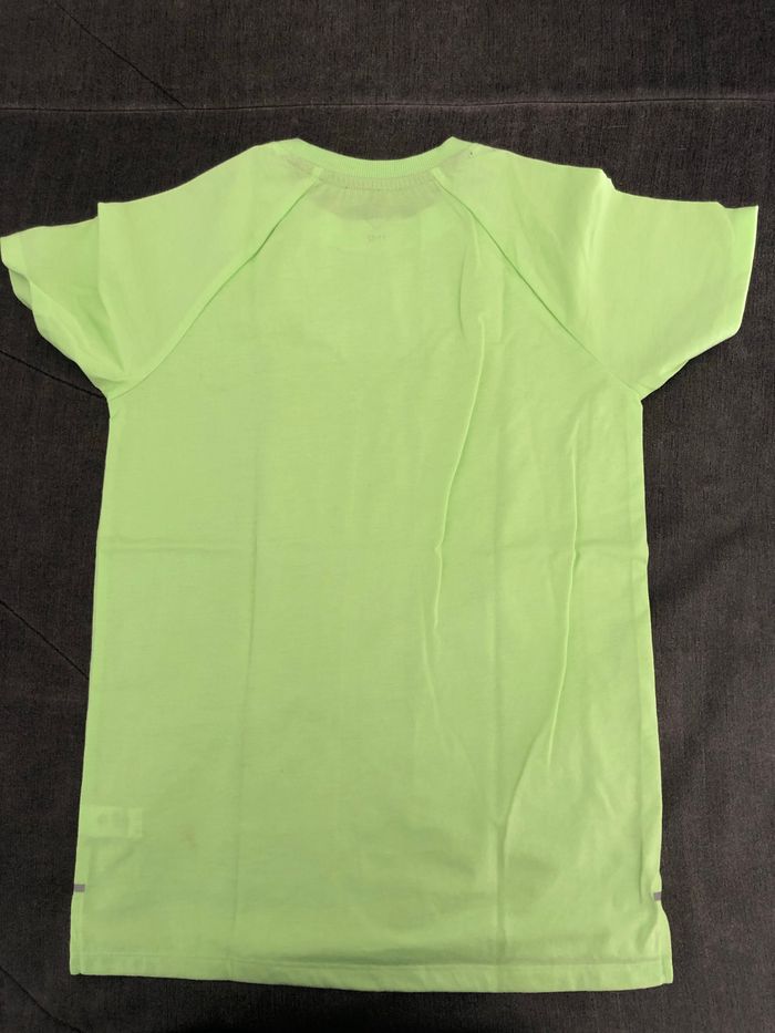 T.shirt 11/12 ans vert - photo numéro 3